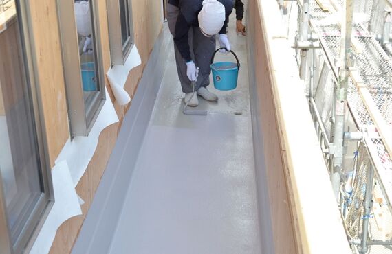防水工事が未経験の方も歓迎 | 豊中市で防水工事を行う藤川防水工業の求人情報